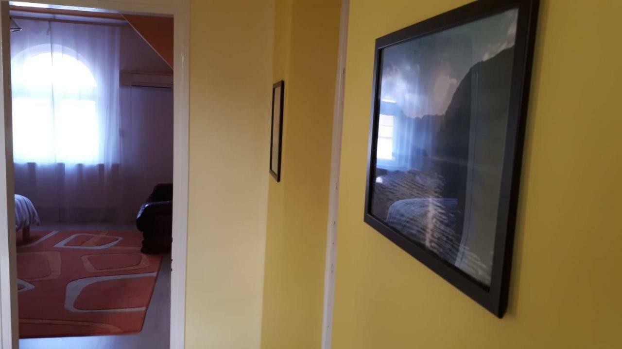 Hotel Baratsagos Haz Emelete Debrecín Exteriér fotografie